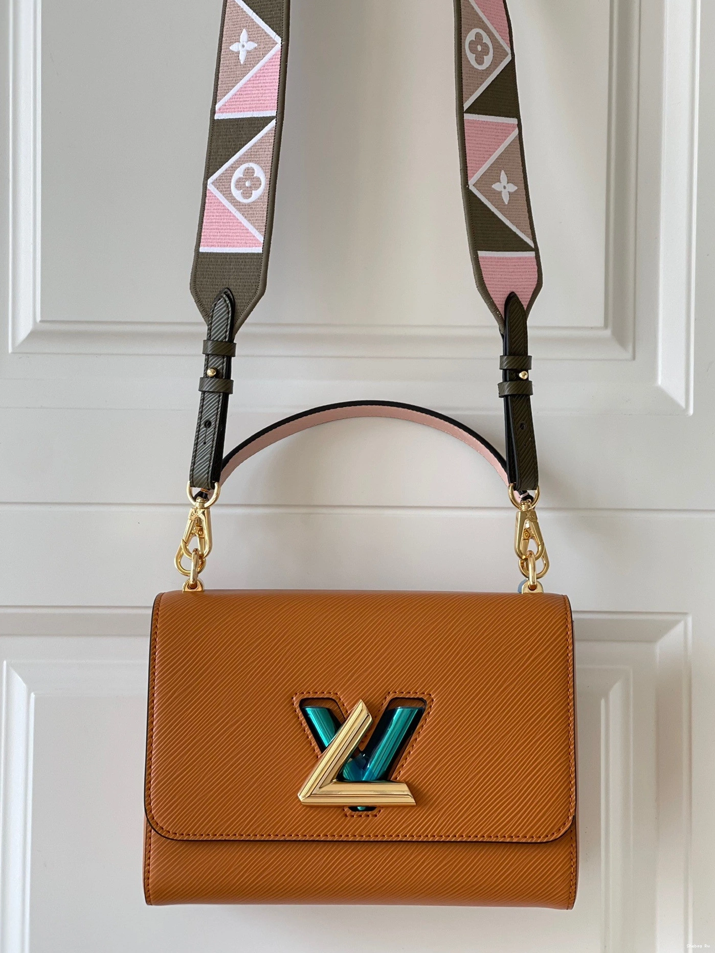 LOUIS MM VUITTON TWIST 0715